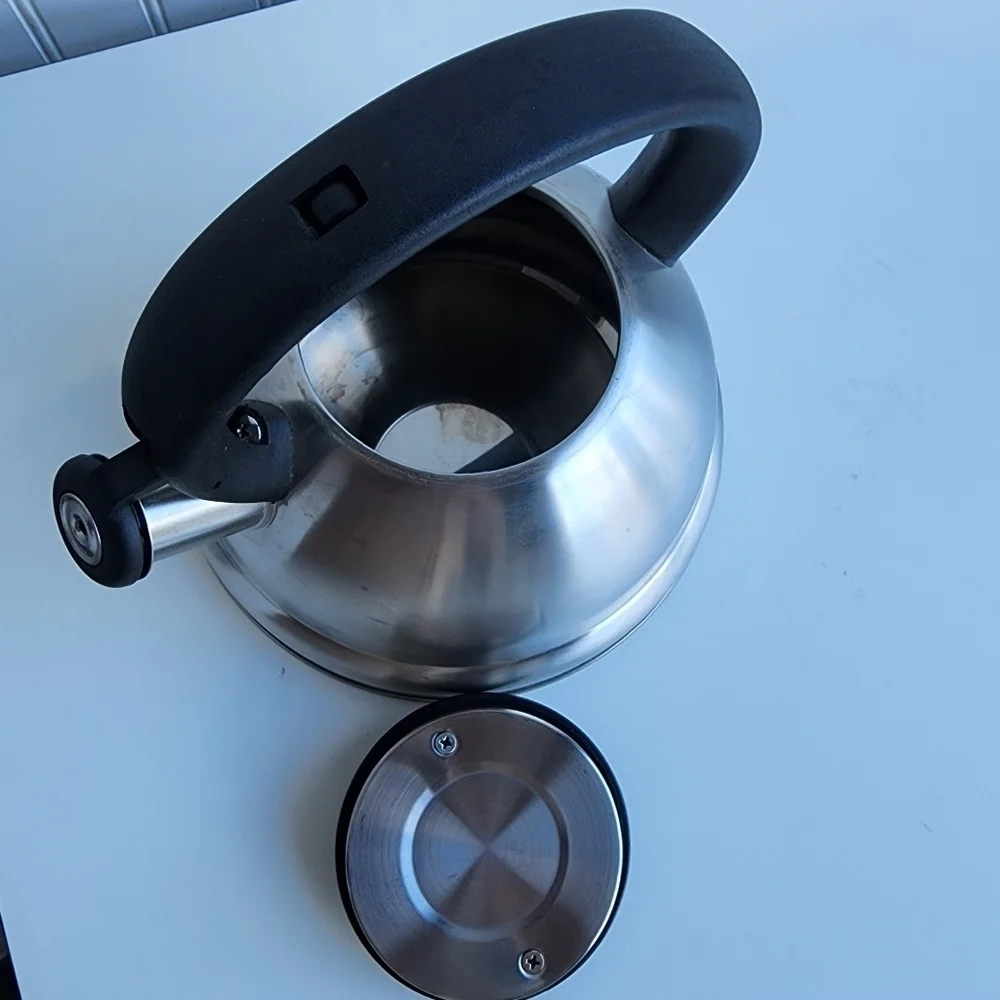 Whistling Tea Kettle Brushed Stainless Steel w/ Black Soft Touch Handle